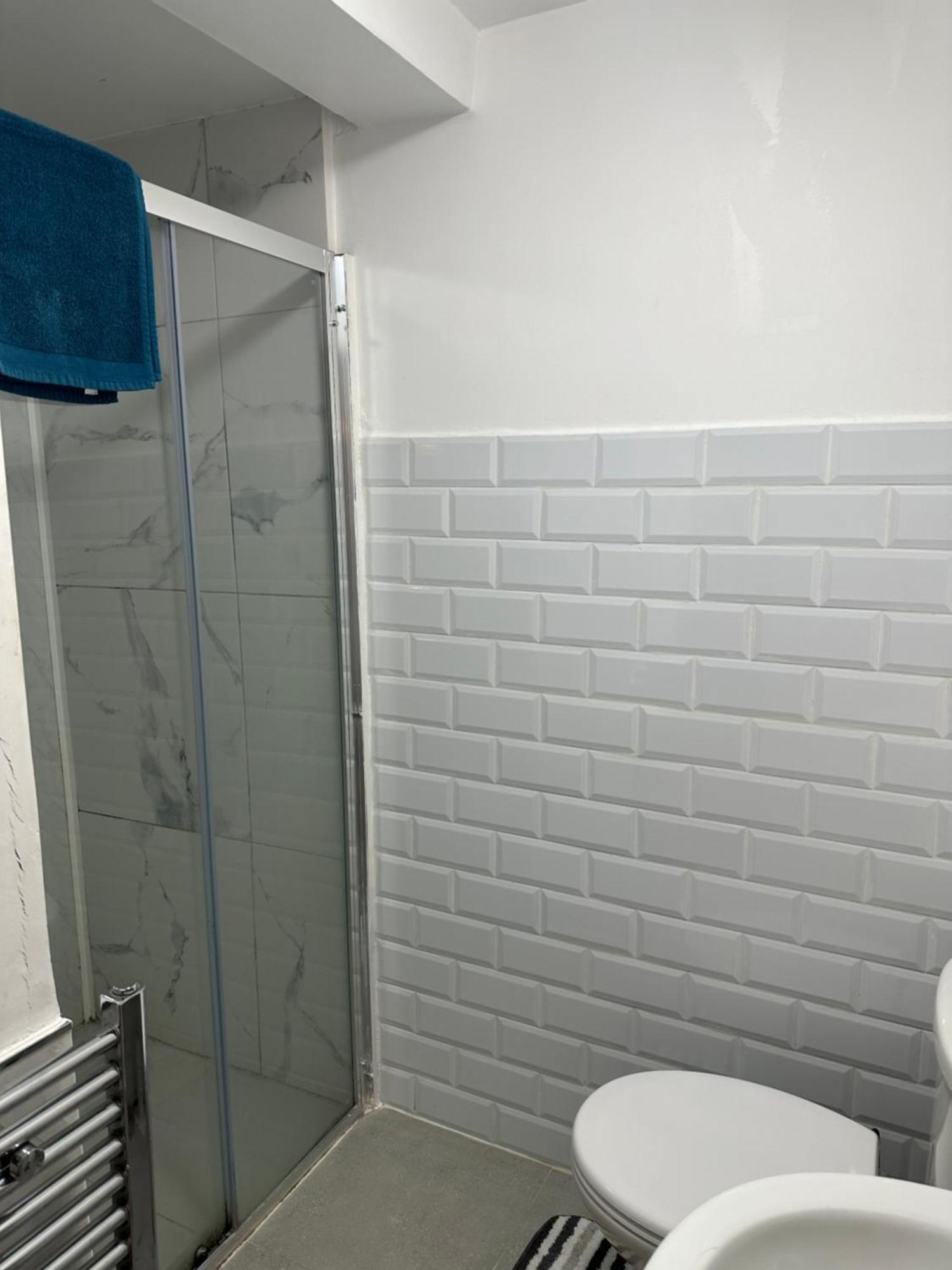 Stylish Studio Flat - Watford Junction - Harry Potter Exterior photo